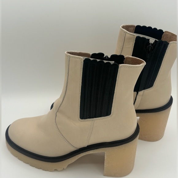 FREE PEOPLE JAMES CHELSEA BOOTS - Picture 4 of 14